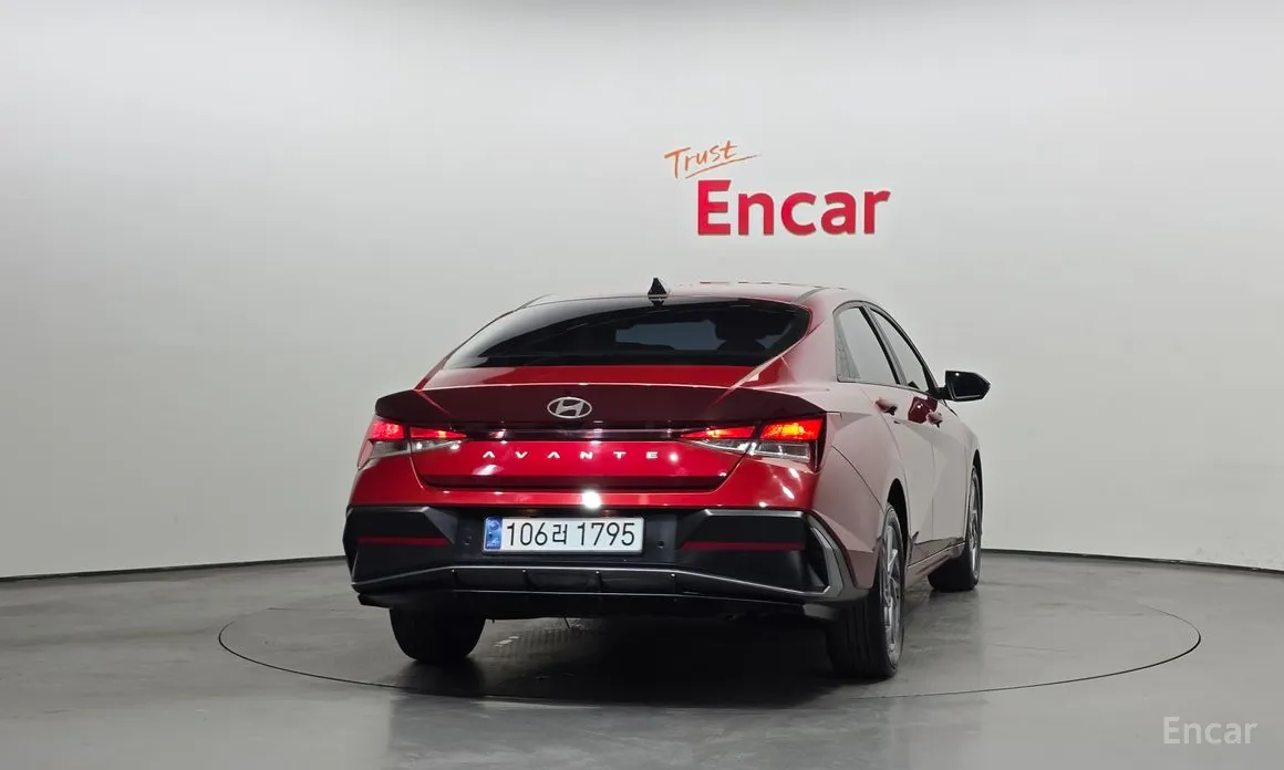 Фото 4 - Hyundai Avante
