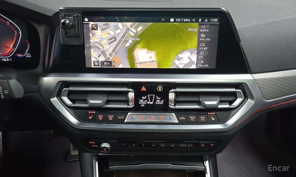 Photo 14 - BMW 3 Series