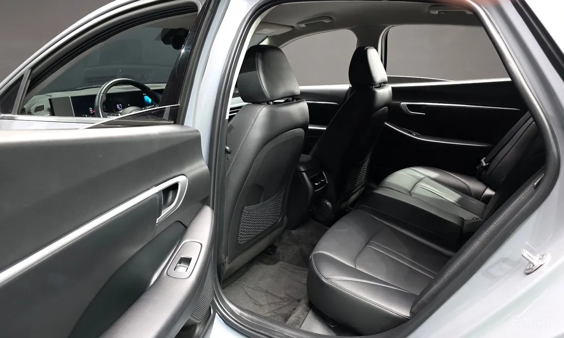 Фото 12 - Hyundai Sonata