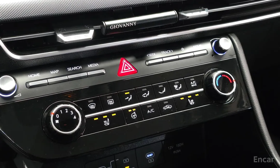 Фото 18 - Hyundai Sonata