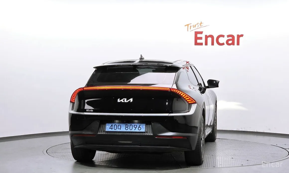 Фото 4 - Kia EV6