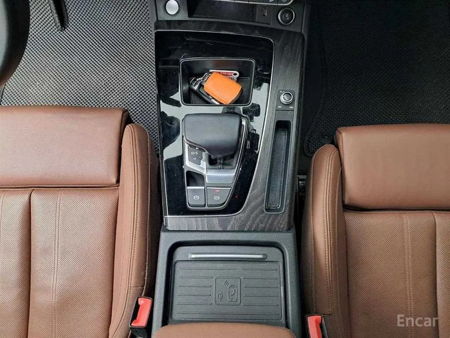 Фото 13 - Audi Q5