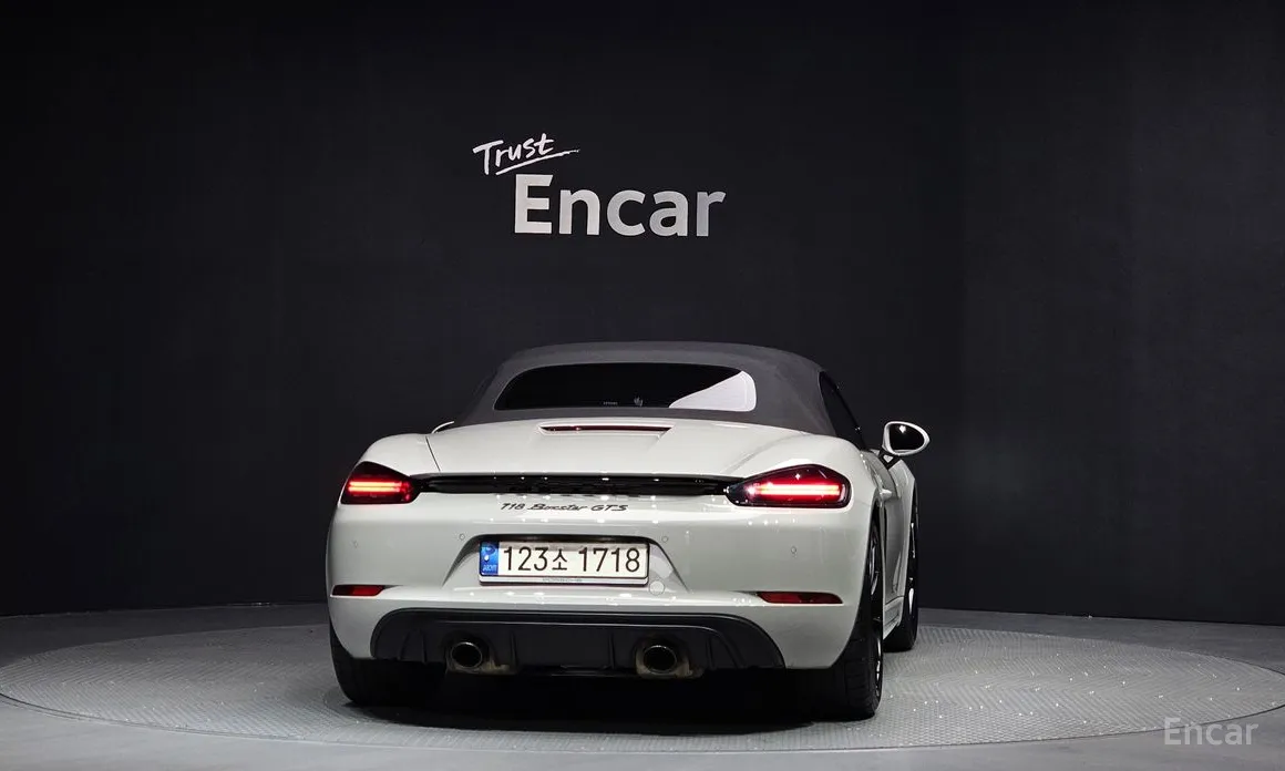 Фото 4 - Porsche 718