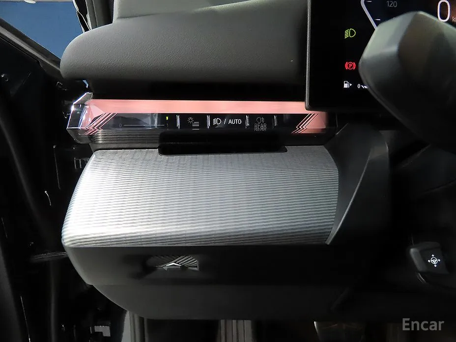 Фото 18 - BMW 5 Series