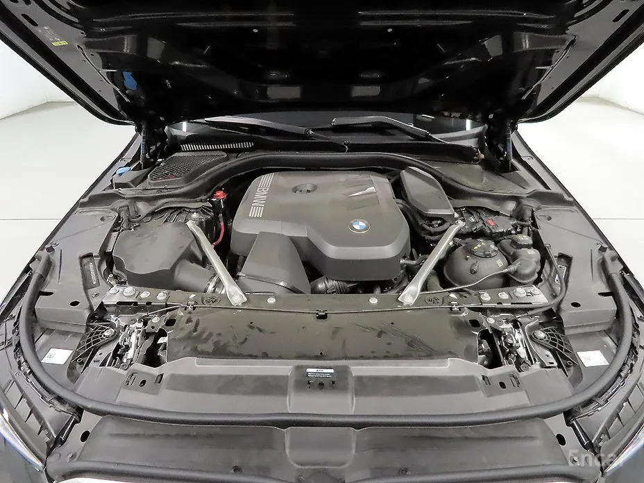 Фото 9 - BMW 5 Series