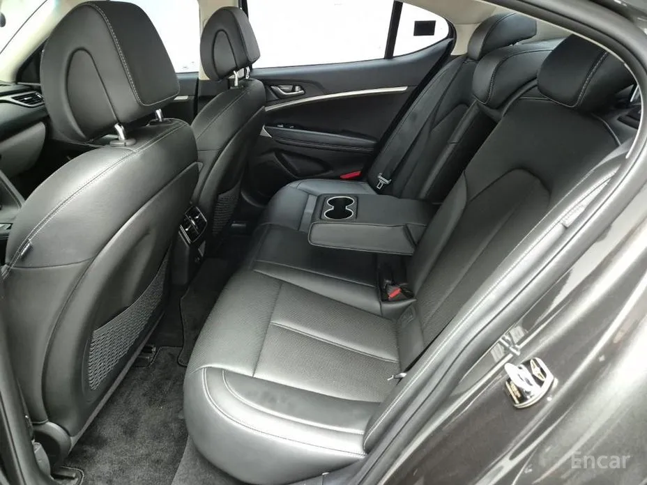 Genesis G70 2020 Gasoline 2.0T 4WD