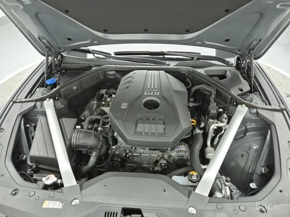 Genesis G70 2020 Gasoline 2.0T 4WD
