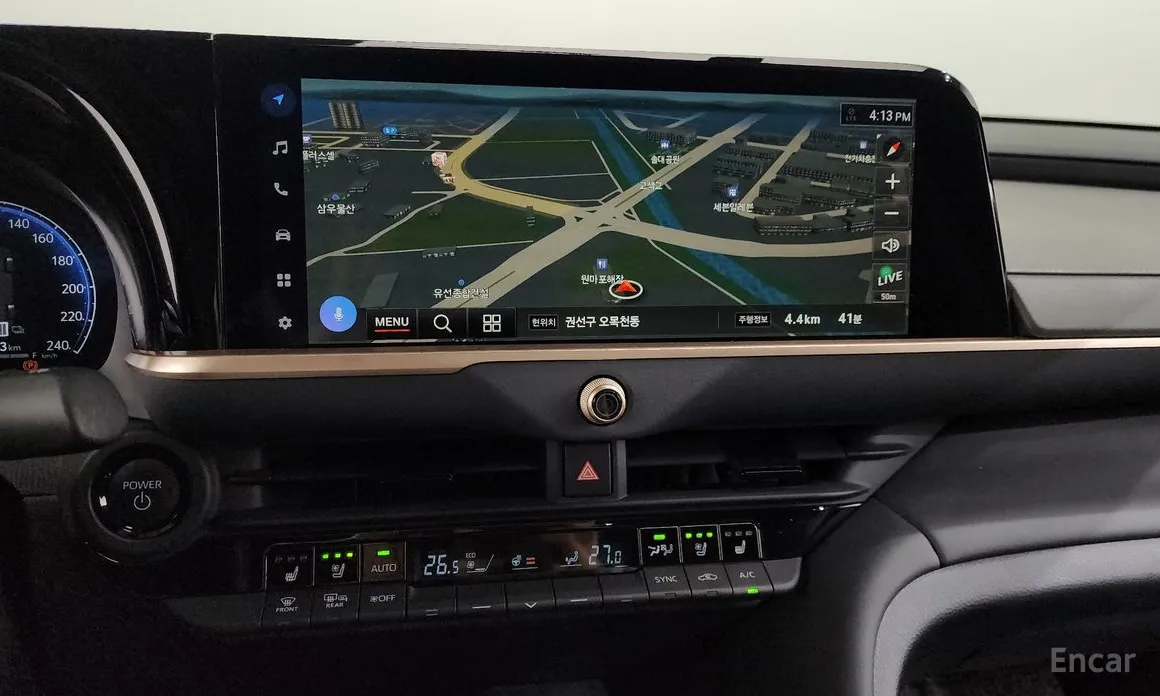 Фото 14 - Toyota Crown