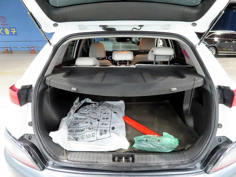 Фото 17 - Hyundai Kona