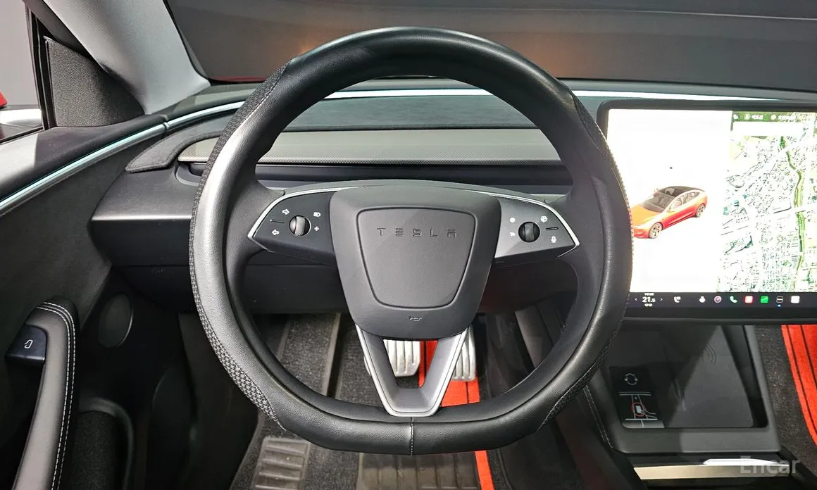 Фото 13 - Tesla Model 3