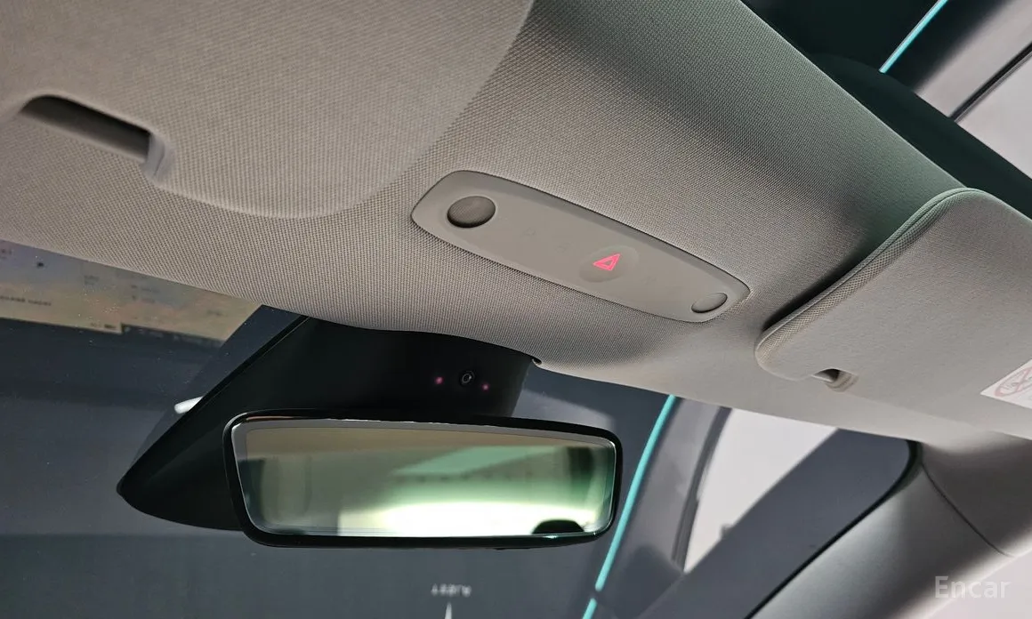 Фото 17 - Tesla Model 3