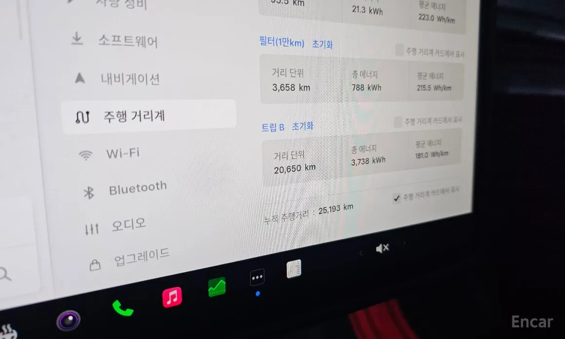 Фото 8 - Tesla Model 3