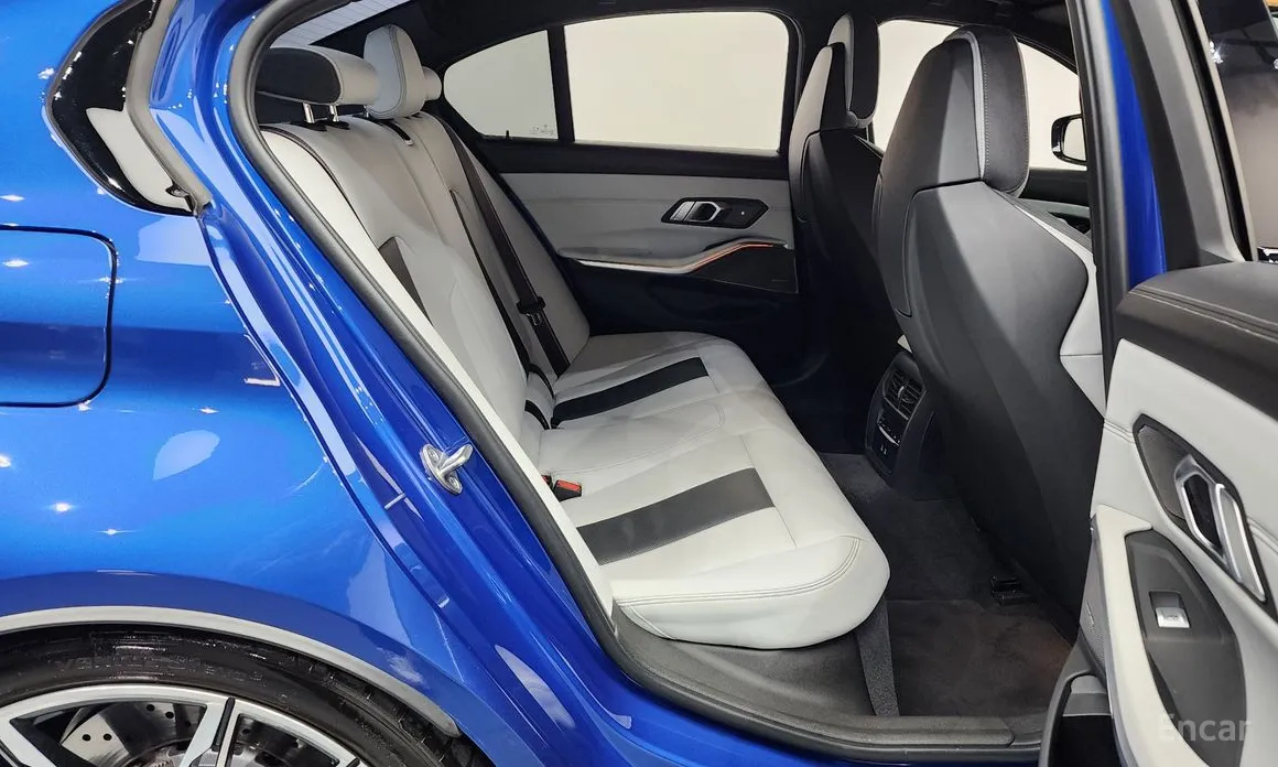 Фото 12 - BMW M3