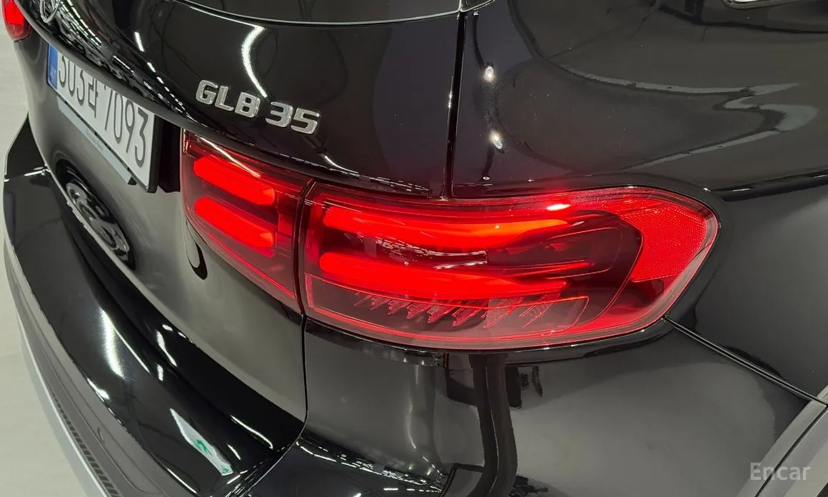 Фото 13 - Mercedes-Benz GLB-Class