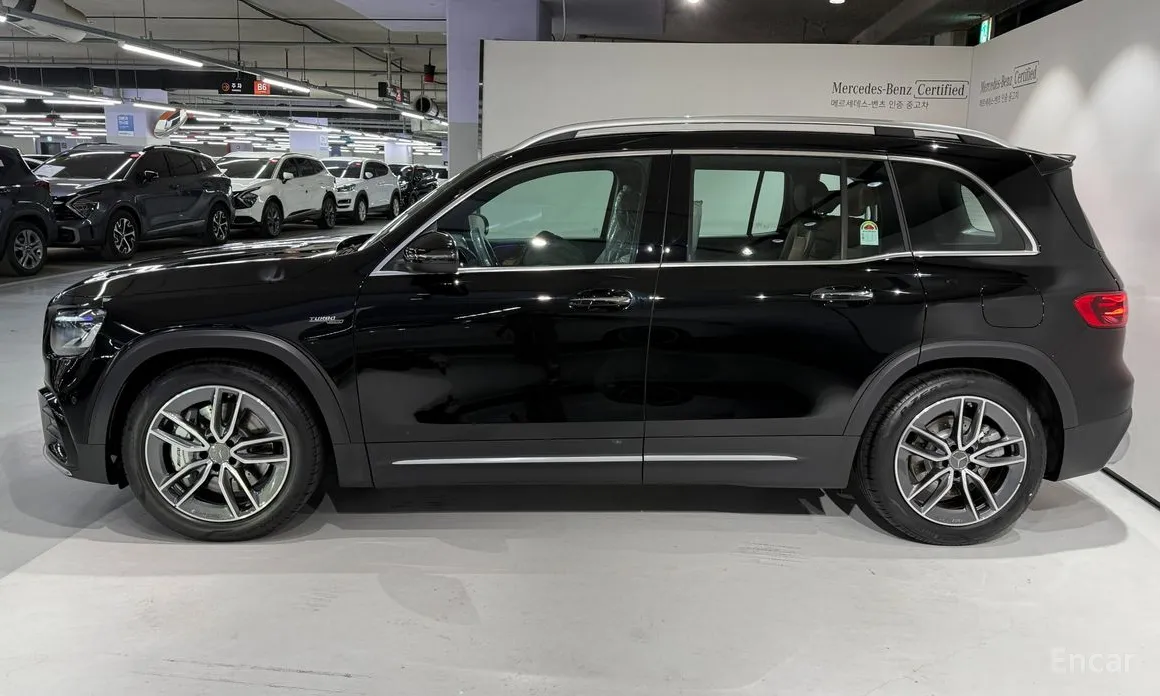 Фото 8 - Mercedes-Benz GLB-Class