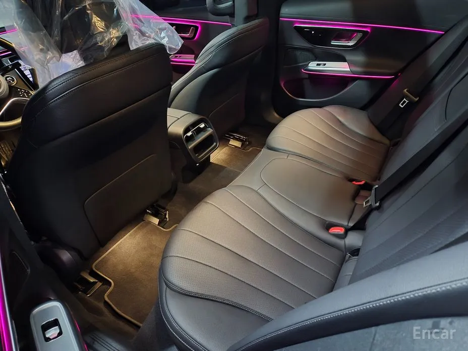 Фото 7 - Mercedes-Benz E-Class