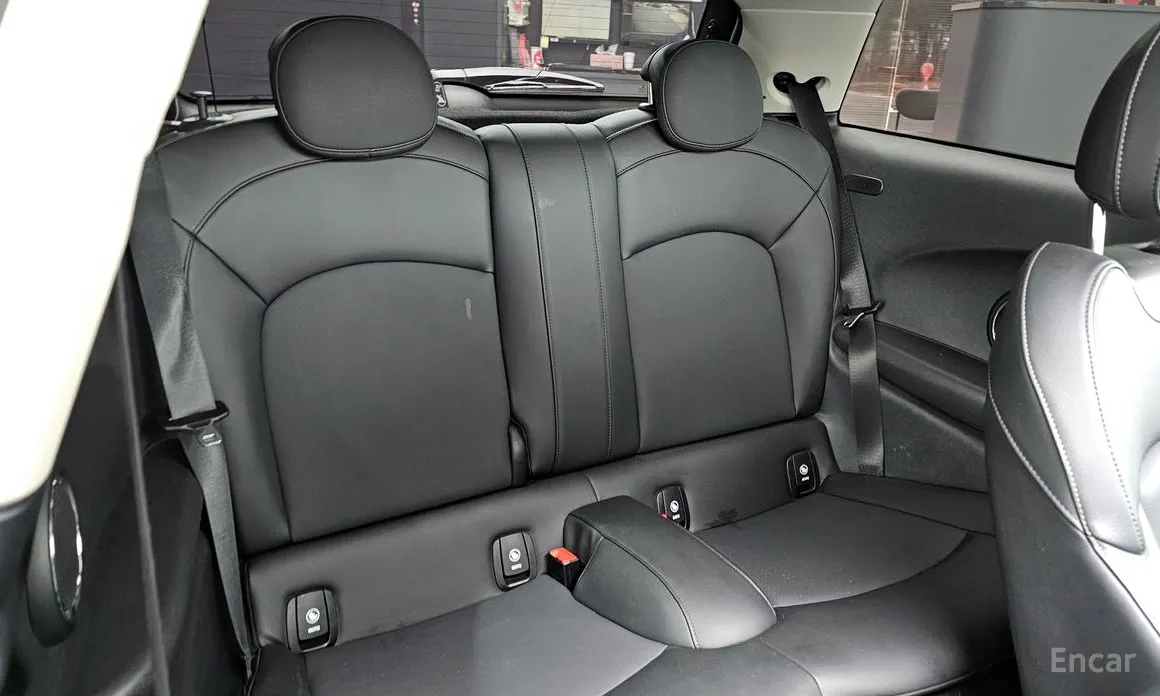 Фото 13 - Mini Cooper