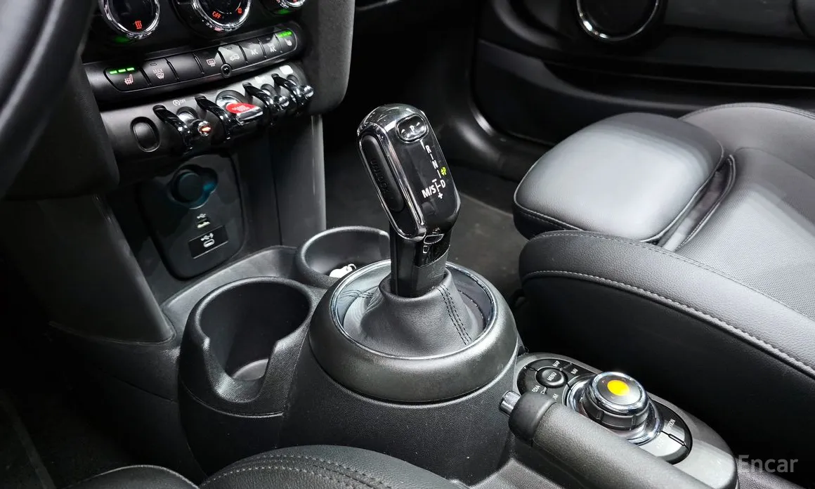 Фото 9 - Mini Cooper