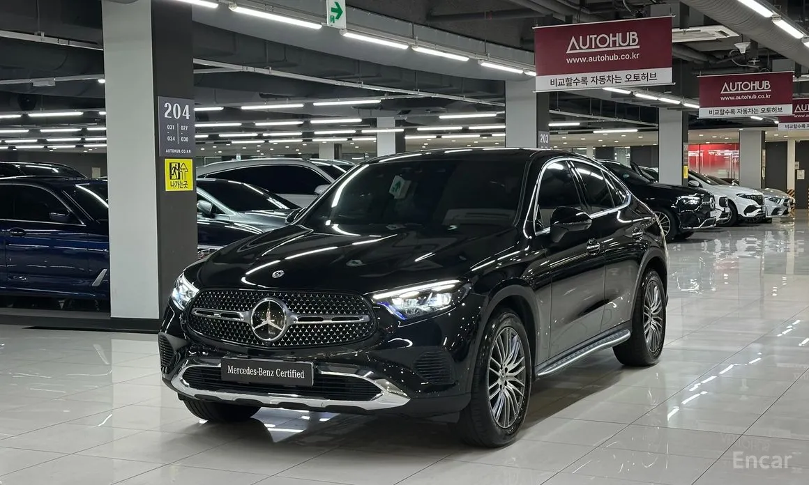 Mercedes-Benz GLC-Class 2023 GLC300 4MATIC Avnatgarde Coupe
