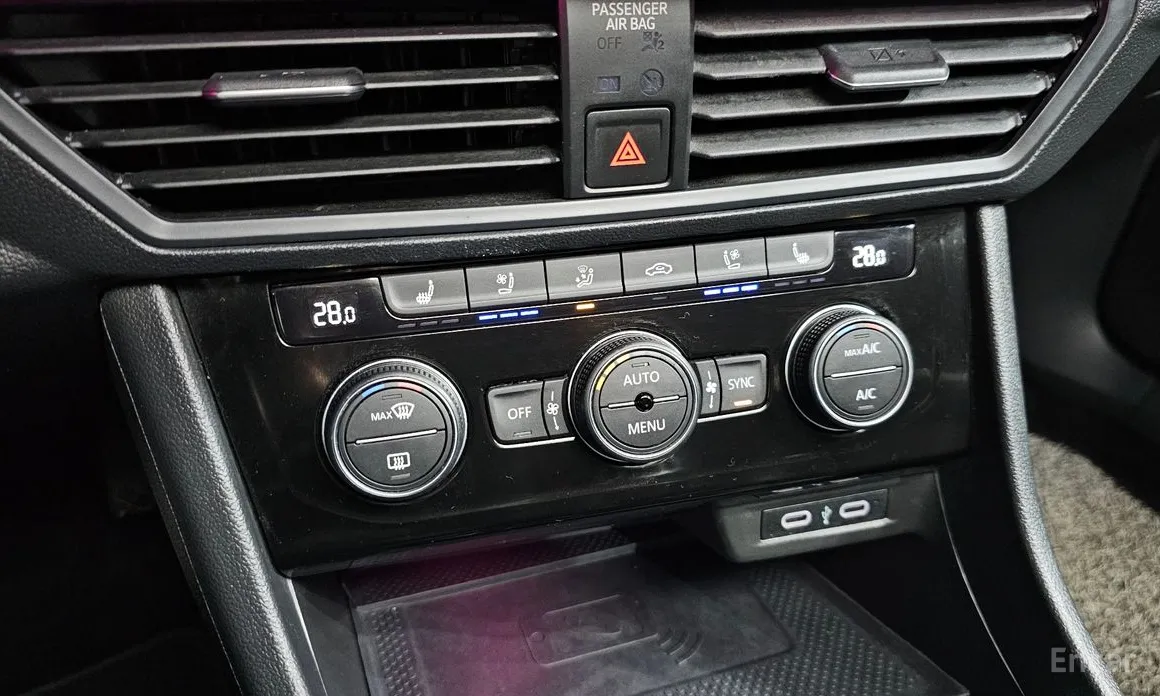 Фото 17 - Volkswagen Jetta