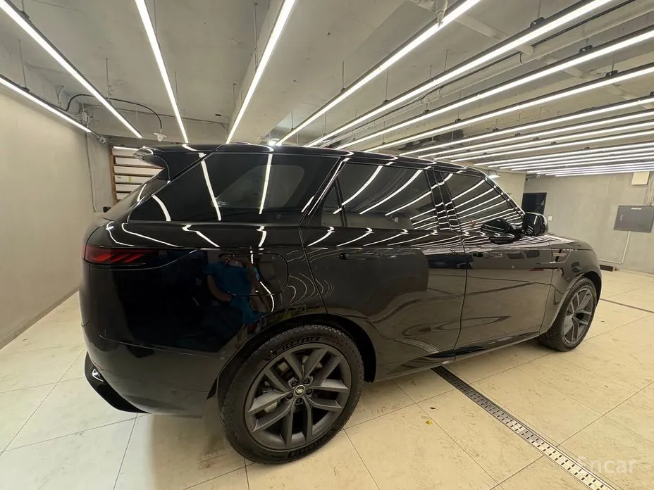 Фото 10 - Land Rover Range Rover Sport