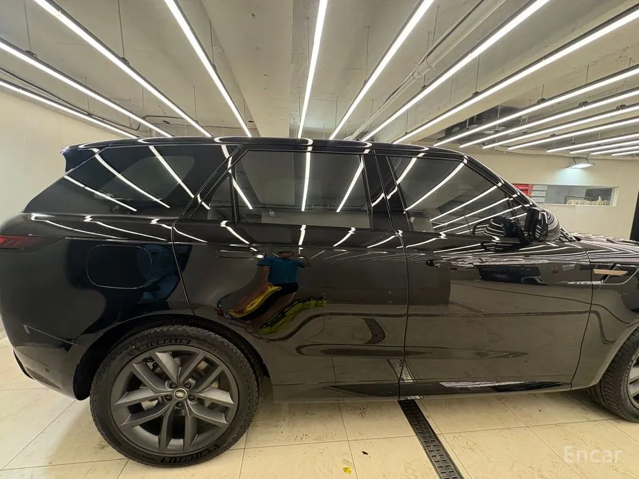 Фото 11 - Land Rover Range Rover Sport