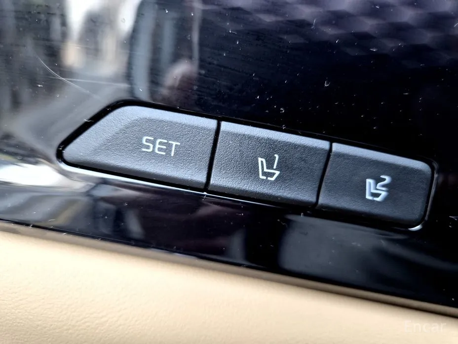 Фото 19 - Kia Carnival