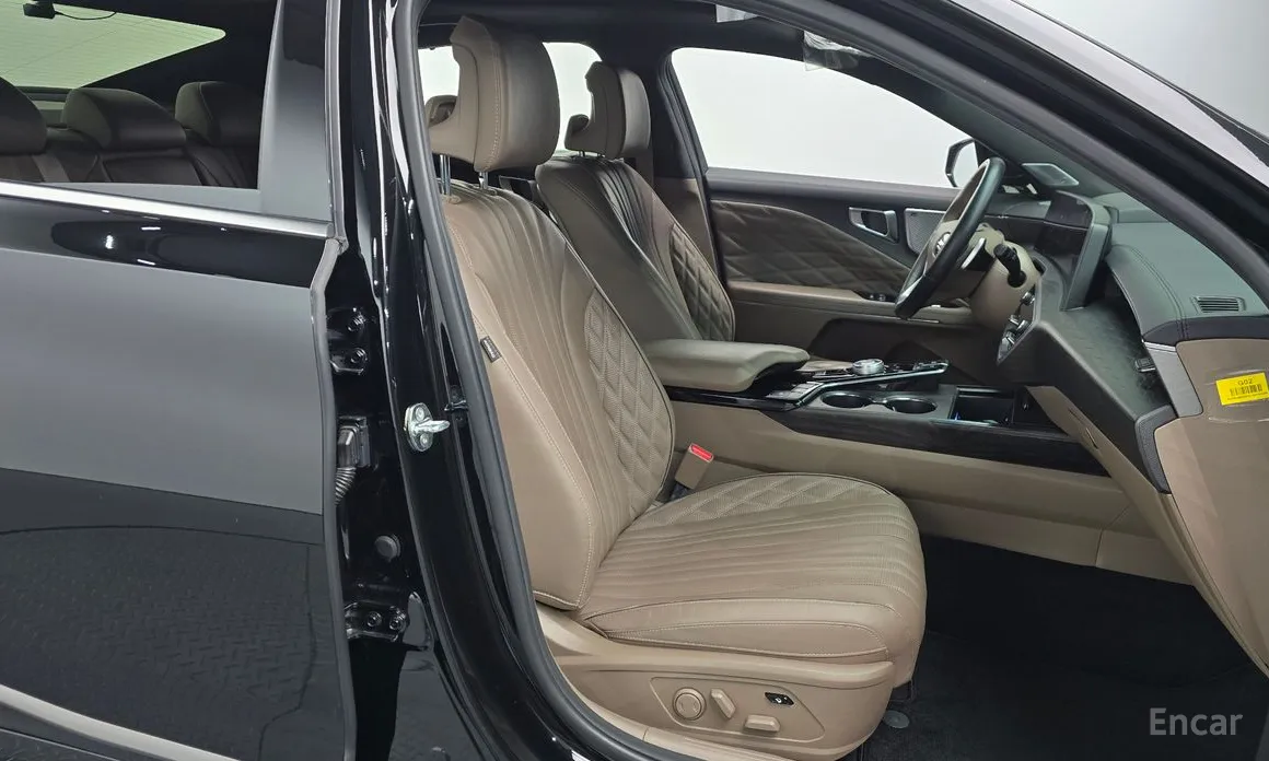 Фото 10 - Kia K8