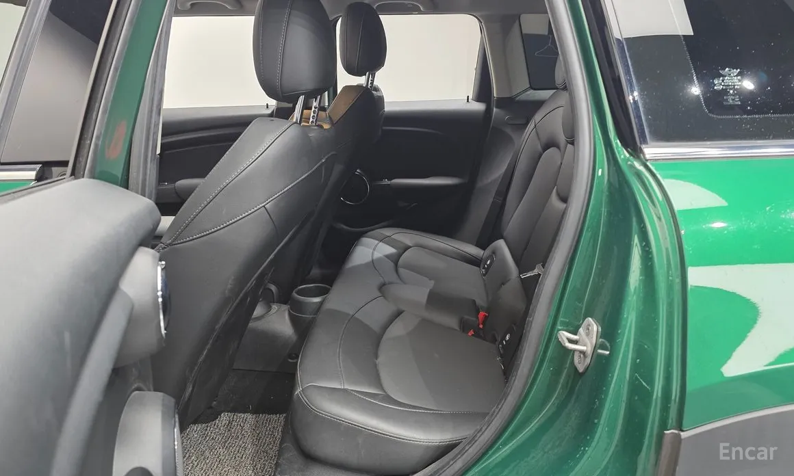 Фото 12 - Mini Cooper