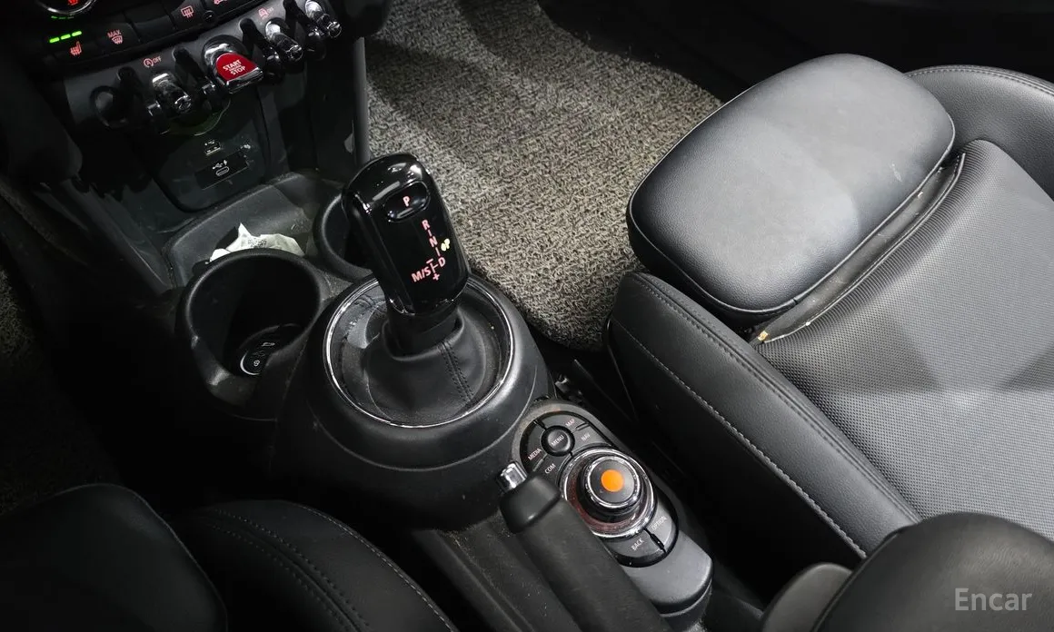 Фото 9 - Mini Cooper