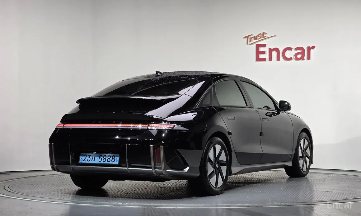 Фото 2 - Hyundai Ioniq 6