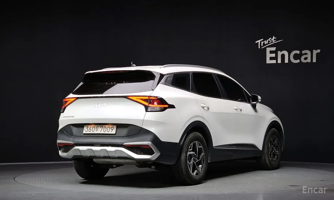 Фото 2 - Kia Sportage