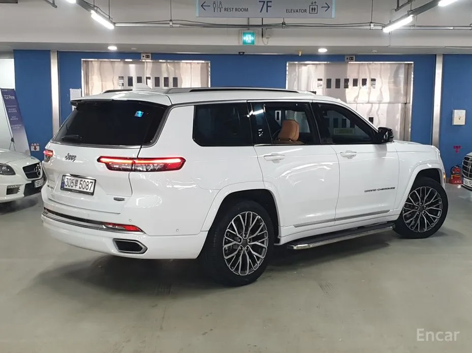 Фото 3 - Jeep Cherokee