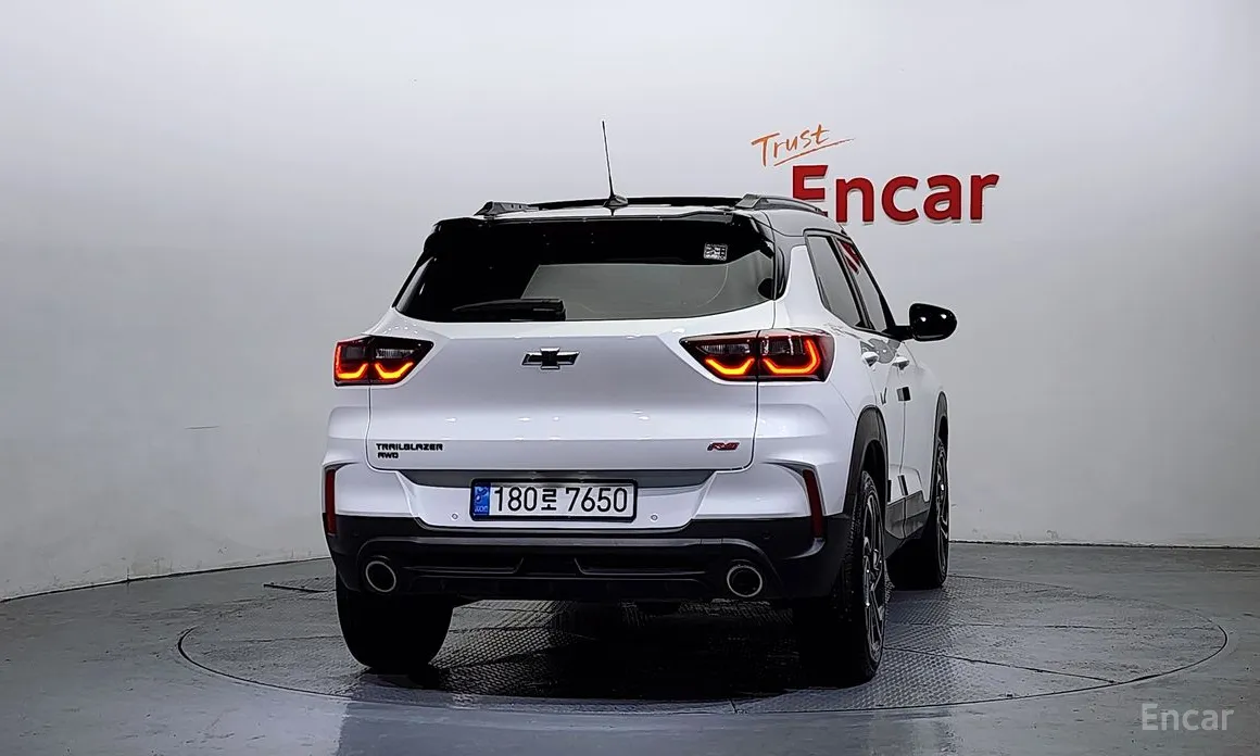 Фото 4 - Chevrolet Trailblazer