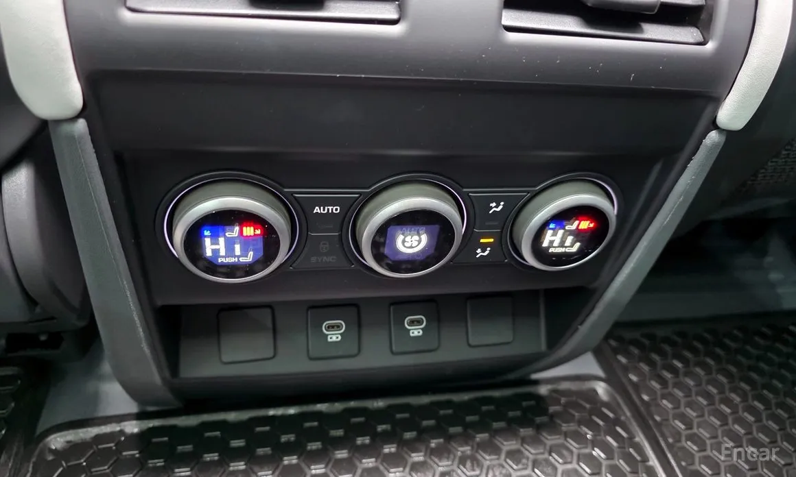 Фото 17 - Land Rover Defender