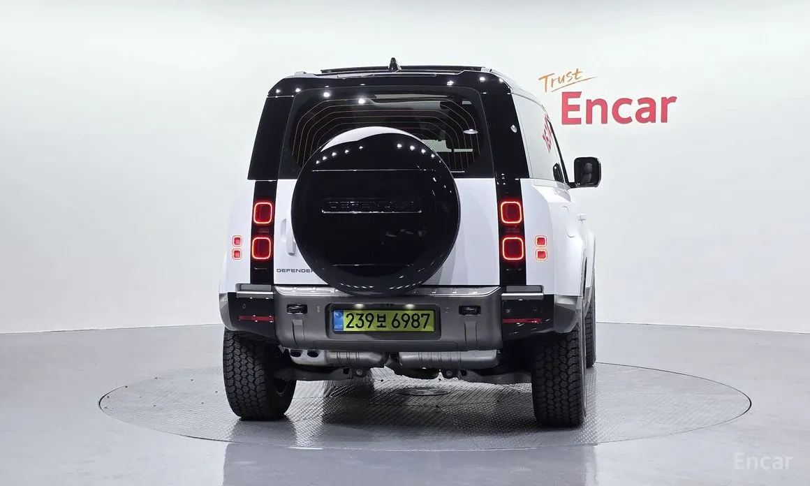 Фото 4 - Land Rover Defender