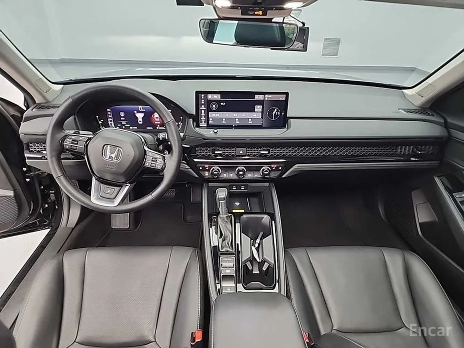 Фото 7 - Honda Accord