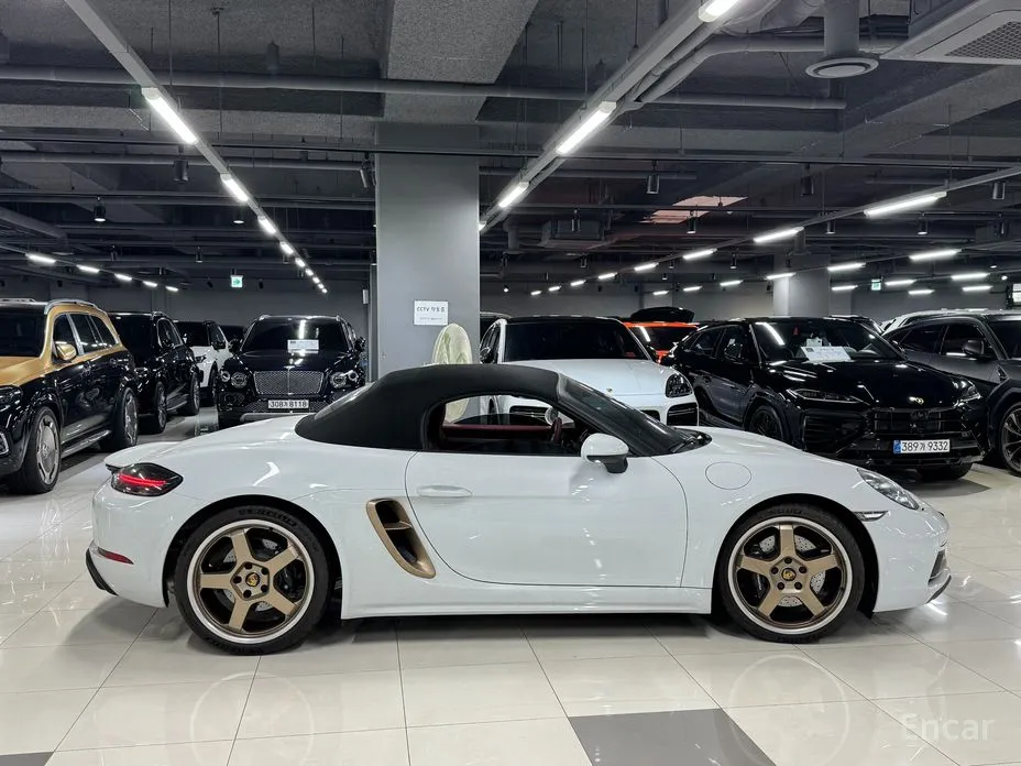 Фото 4 - Porsche 718