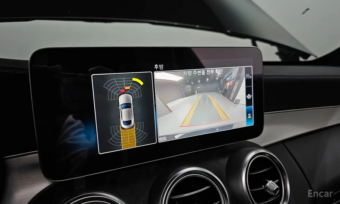 Фото 14 - Mercedes-Benz C-Class