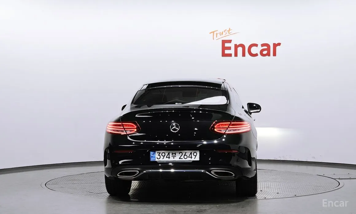 Фото 4 - Mercedes-Benz C-Class