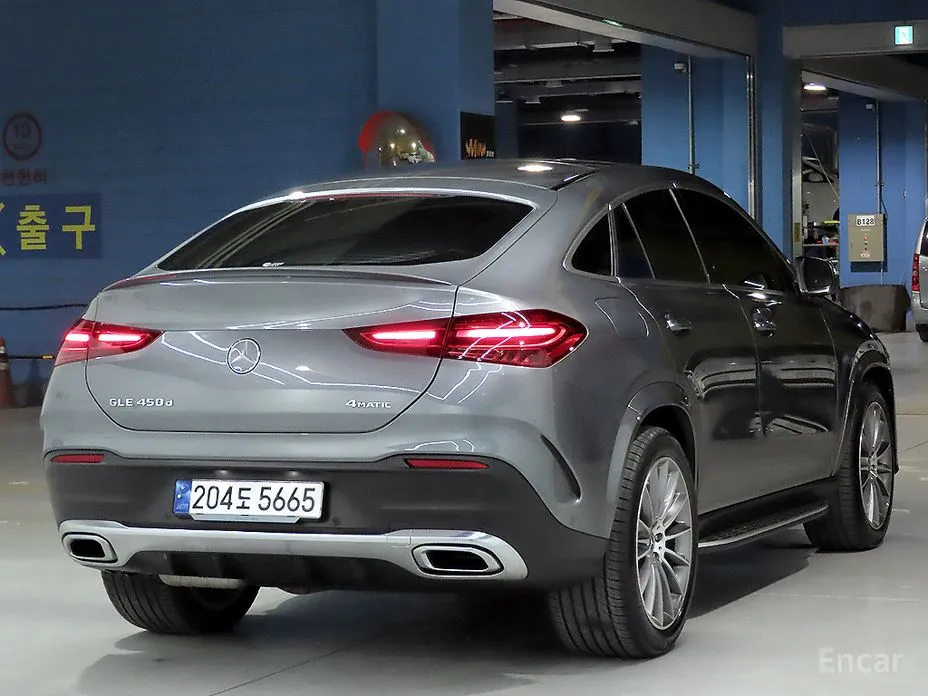 Фото 4 - Mercedes-Benz GLE-Class