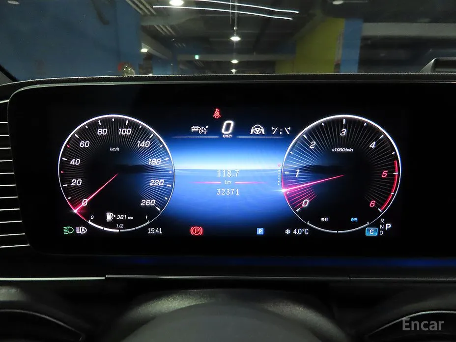 Фото 8 - Mercedes-Benz GLE-Class