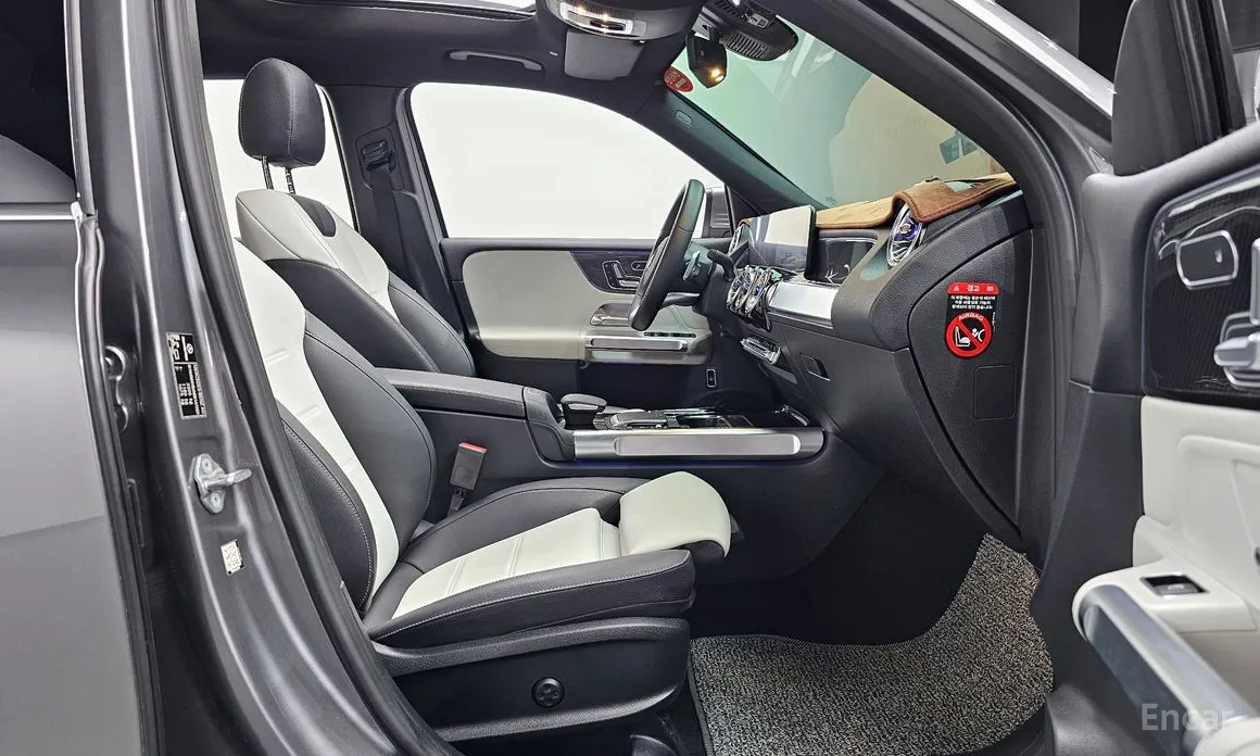 Mercedes-Benz GLB-Class 2020 GLB250 4MATIC