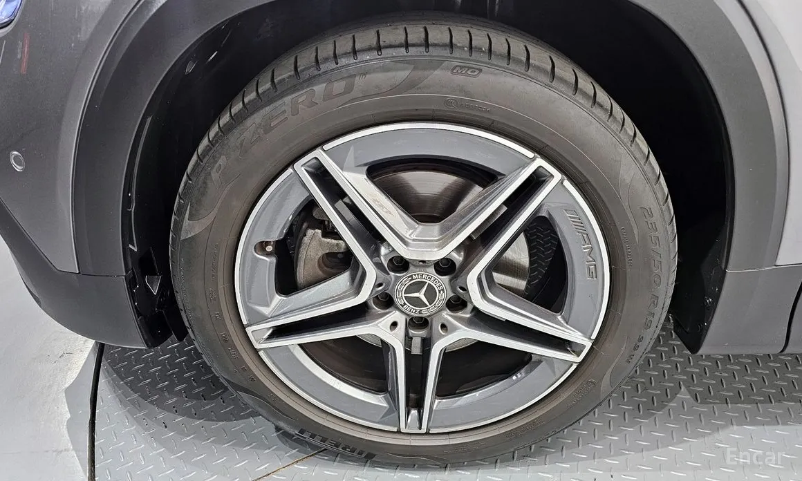 Mercedes-Benz GLB-Class 2020 GLB250 4MATIC