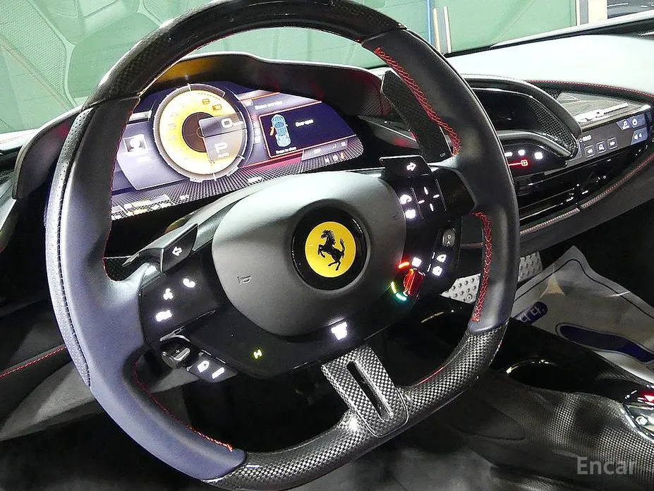 Фото 10 - Ferrari SF90