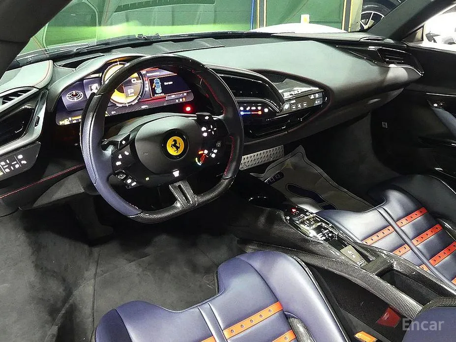 Фото 11 - Ferrari SF90