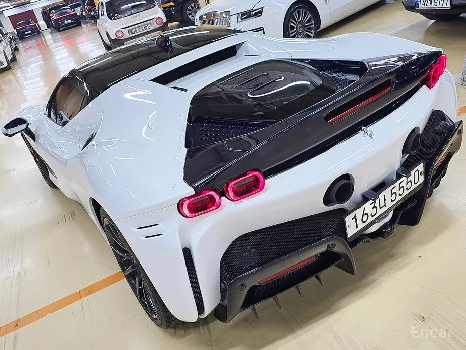 Фото 5 - Ferrari SF90