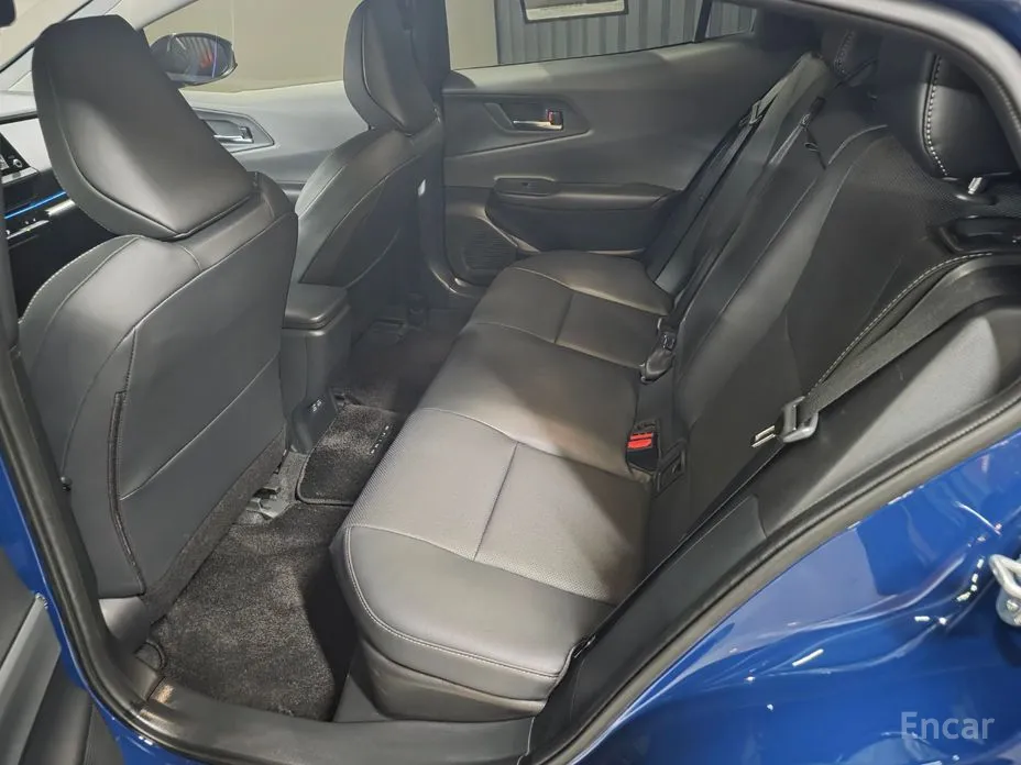 Фото 16 - Toyota Prius