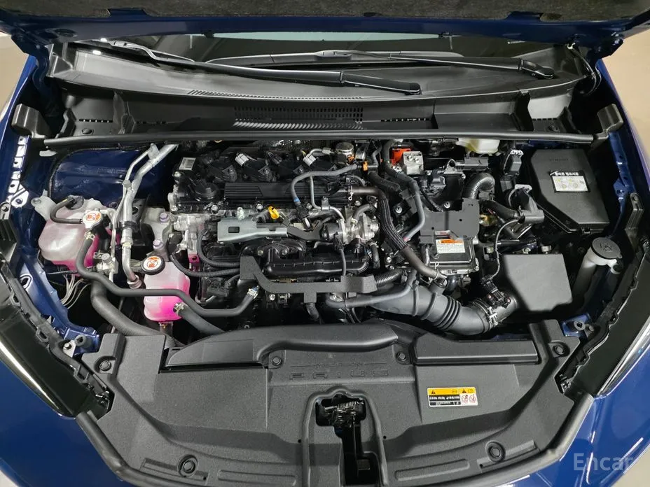 Фото 6 - Toyota Prius