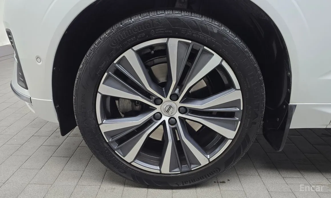 Фото 5 - Volvo XC60